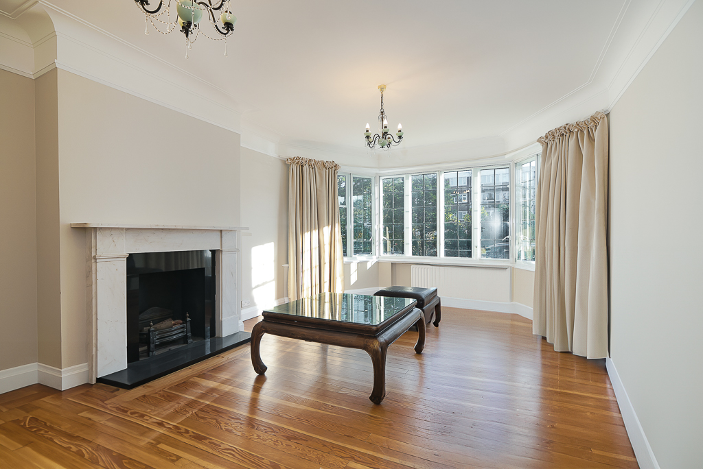 Flat 1 Harvard House SW15 – Lounge