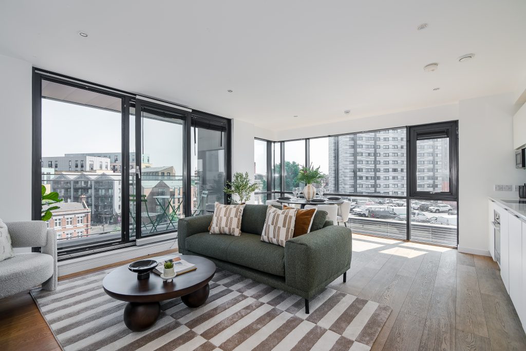 39 Hardwicks Sq – Lounge