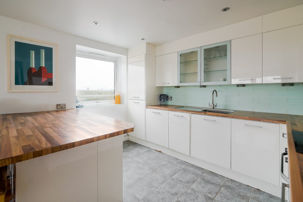 Kitchen 1- – Flat 122 Park South, SW11
