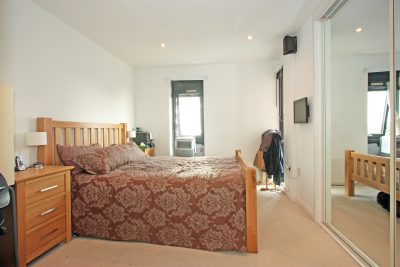 Bedroom 1 - 39 Hardwicks Square SW18