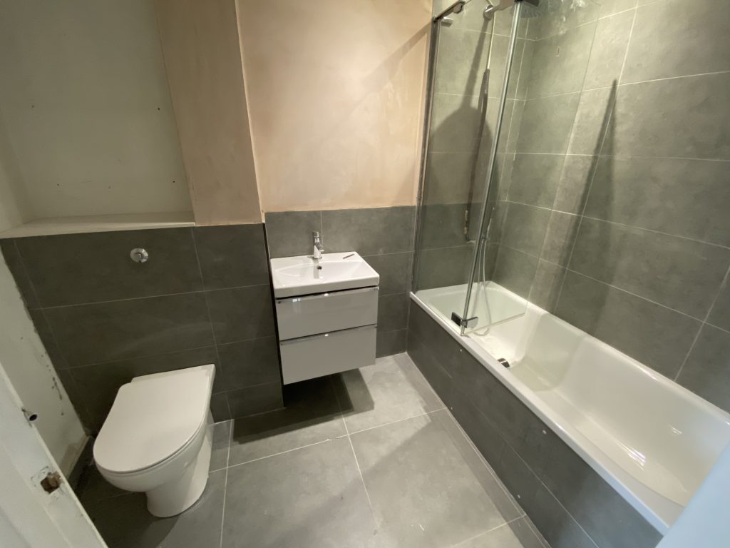 Bathroom – 28 Sisters Avenue, SW11