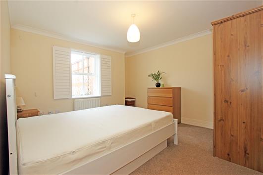 Bedroom 1a-54 Belvedere Place SW2
