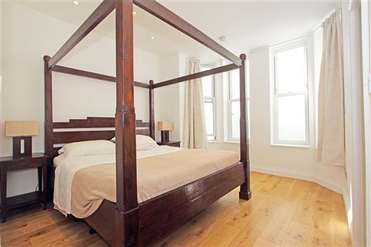 Bedroom 1-92a Clapham Common Northside SW4