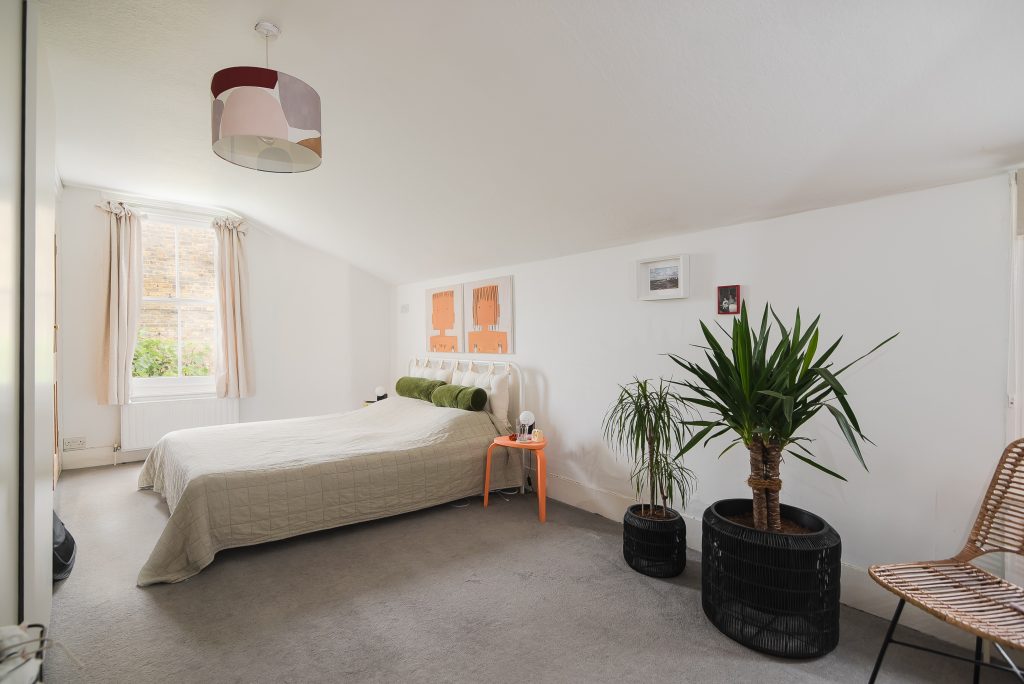 25a Marmion Rd SW11 – Bedroom 1