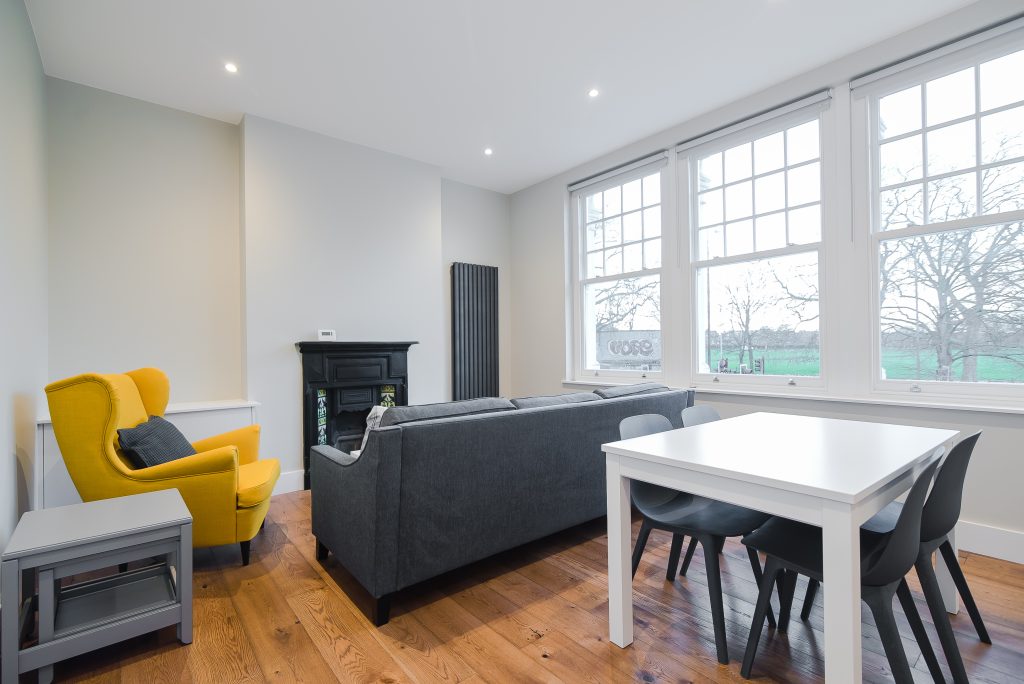 10a Cavendish Parade – Lounge