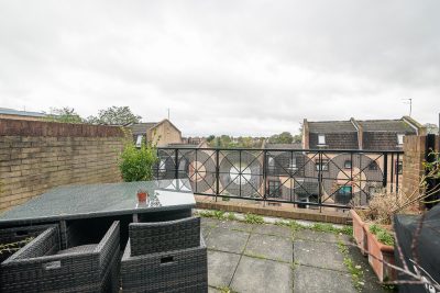 Chancellors Wharf, W6 - Roof Terrace