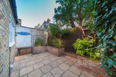 Garden 1 - 65 Mysore Rd SW11