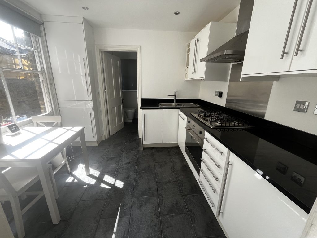 81 Grayshott Road, Battersea – Kitchen