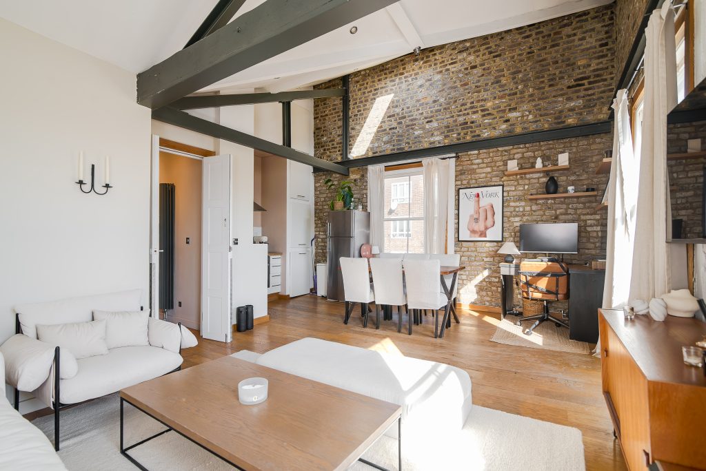43 St Stephen’s Terrace SW8 – Kitchen Dining